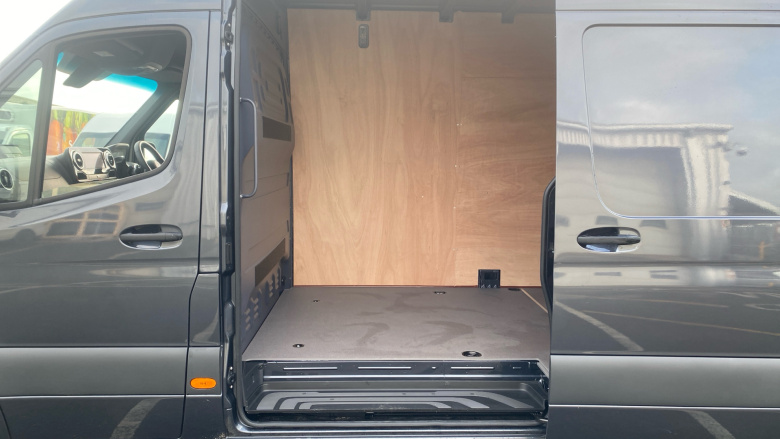 Mercedes-Benz Sprinter 315Cdi L2 Diesel Rwd 3.5t H2 Pro Van 9G-Tronic